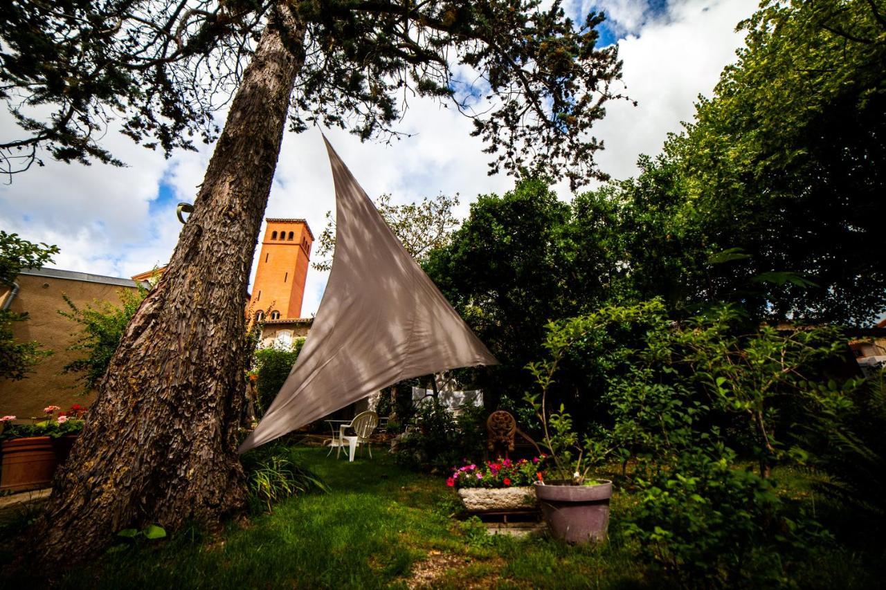 Апартаменты Mirguet Au Jardin Saint-Elix-le-Chateau Экстерьер фото